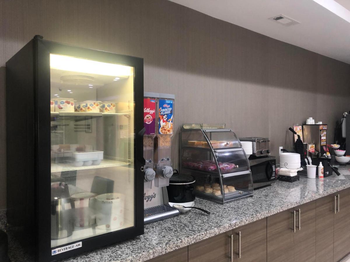 Catoosa Inn & Suites Экстерьер фото
