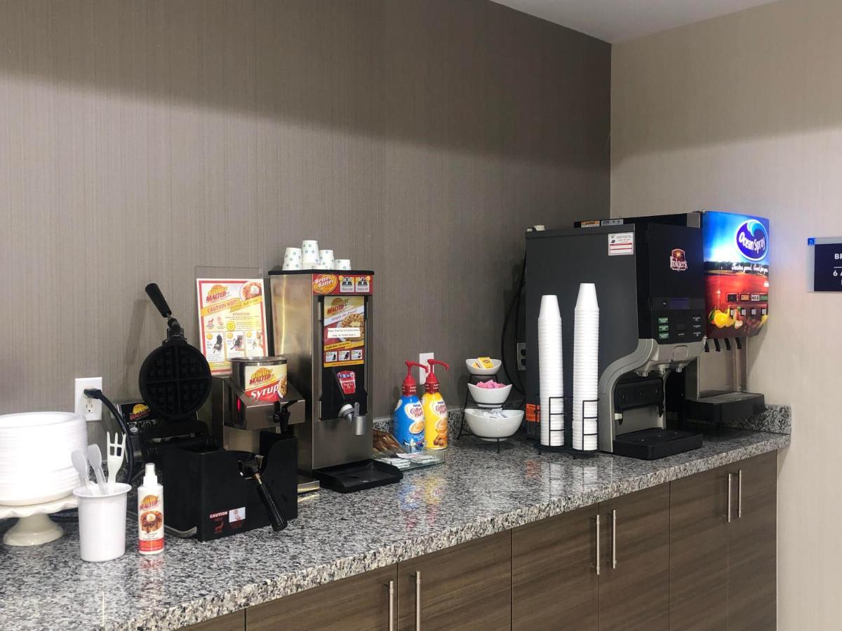 Catoosa Inn & Suites Экстерьер фото